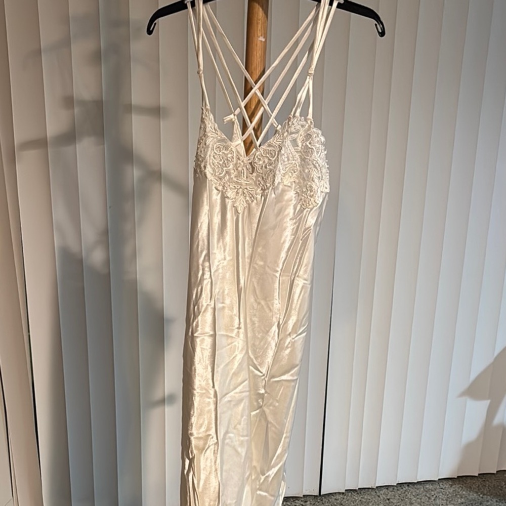 Vintage Dentelle White Night Gown
